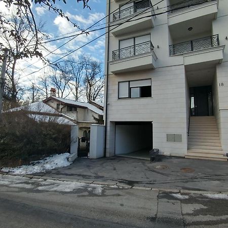J&J Apartments Belgrad Exteriör bild