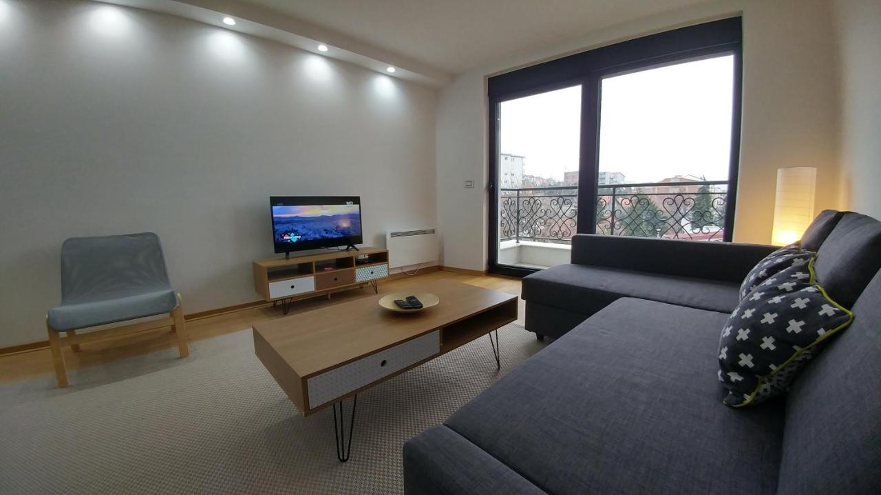 J&J Apartments Belgrad Exteriör bild
