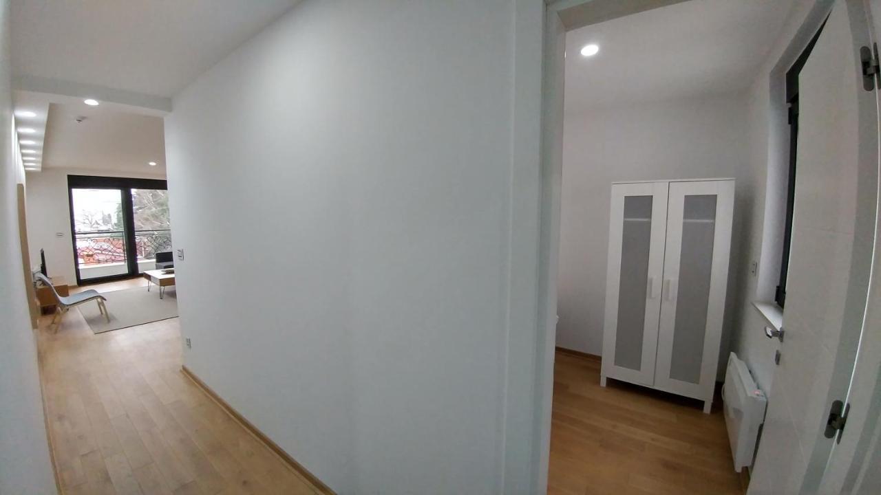 J&J Apartments Belgrad Exteriör bild